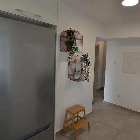 Eleni Center 2 Bedroom Flat Lägenhet